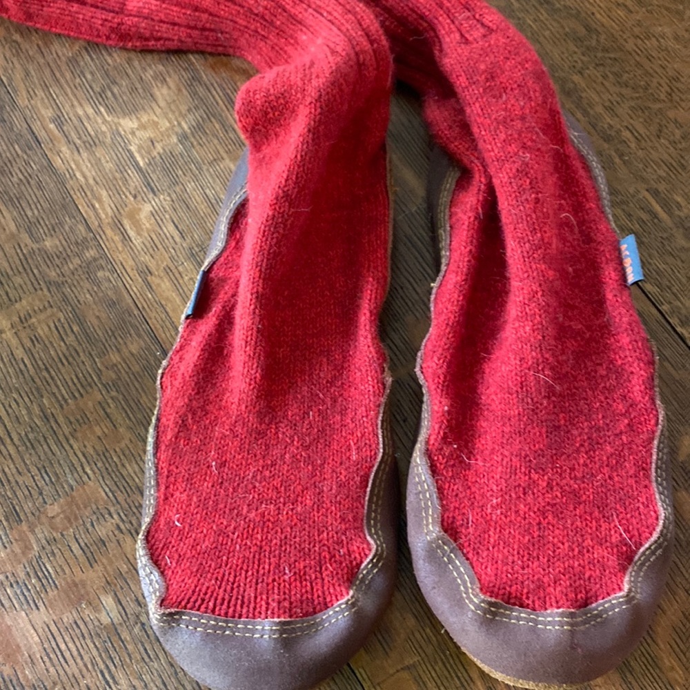 Acorn house shoes purchase but never worn